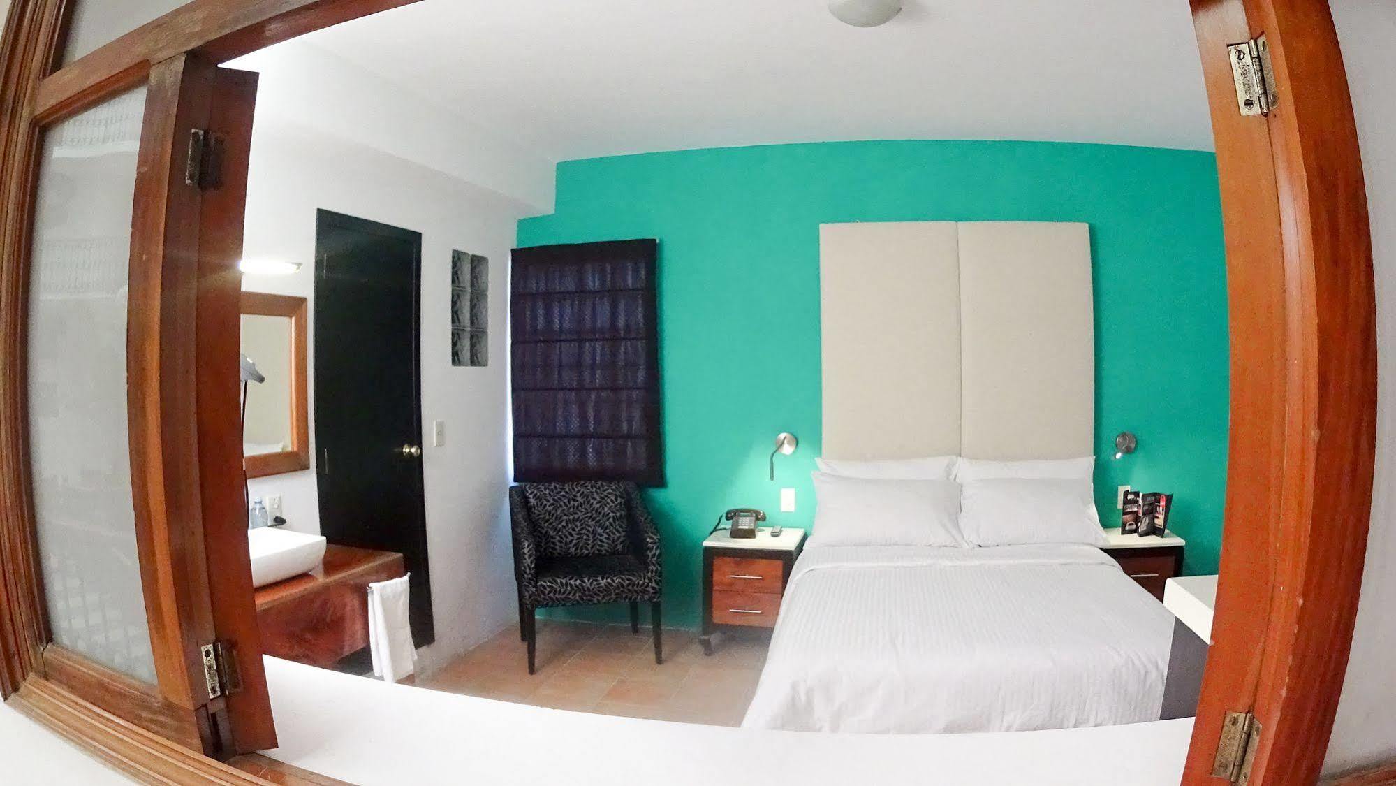 Hotel Santa Fe Тлатлаукитепек Экстерьер фото